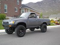 Post Your Pics!!!-1989-toyota-4x4-gone-fishin.jpg