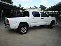 Just bought an 07 Taco Double Cab SR5...-taco-3.jpg