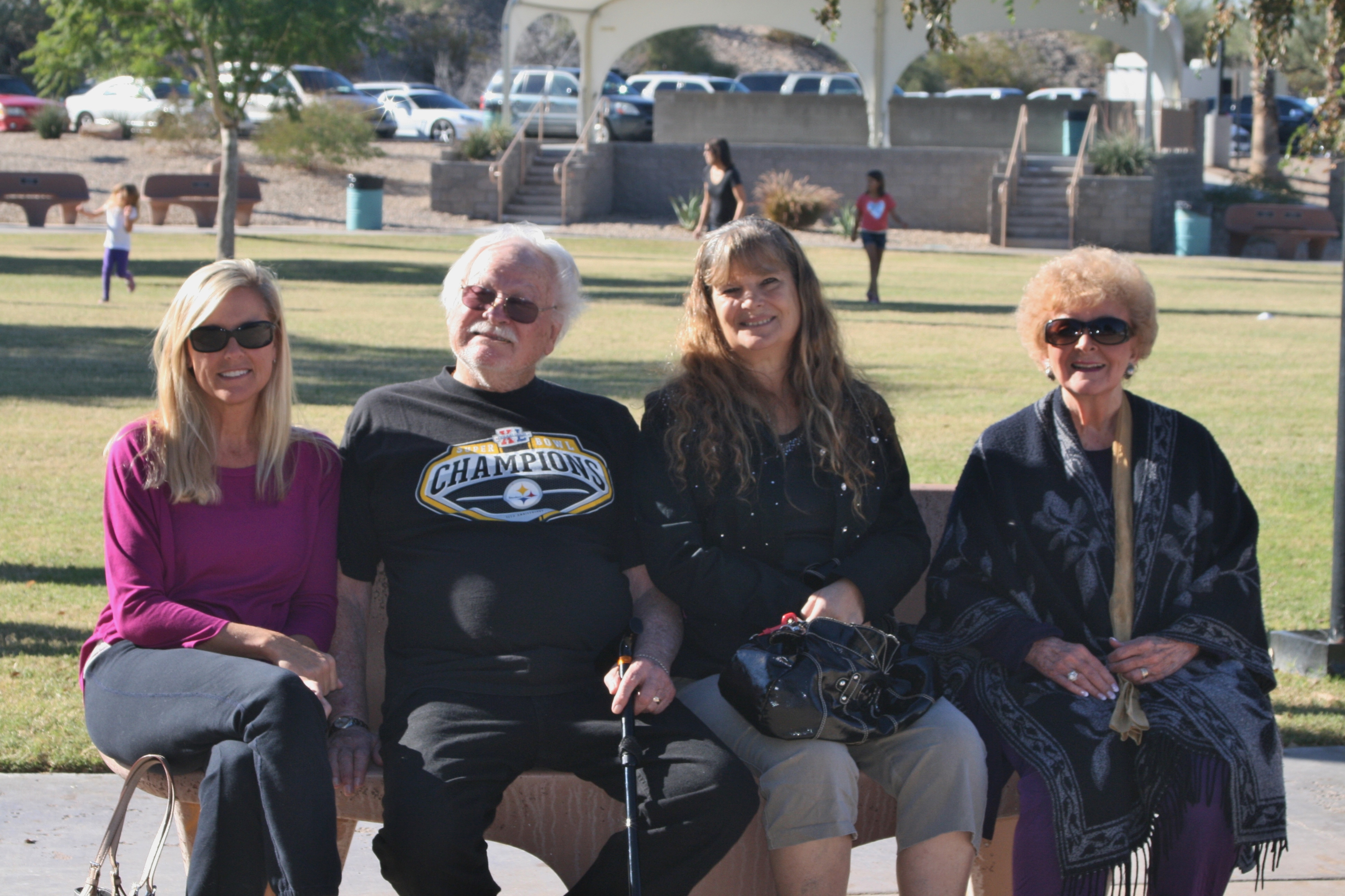 Name:  2013-12-01Havasu2001.jpg
Views: 116
Size:  3.12 MB