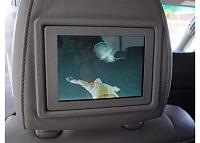 DVD + 2 Headrest Monitors-closeup.jpg