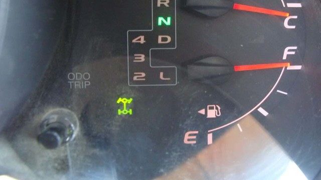 Toyota Tundra: Why Does 4WD Dash Light Stay On?