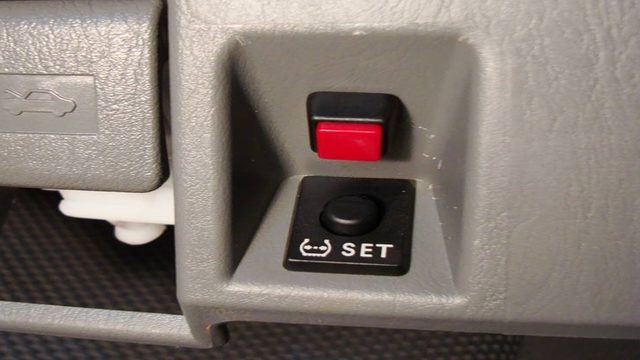 Toyota 4Runner 1984-1995: How to Install a Kill Switch