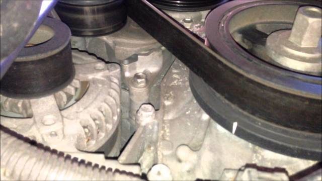 Toyota Tundra: How to Replace Serpentine Belt