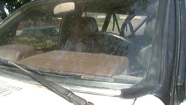 Toyota Tacoma: How to Replace Windshield Molding