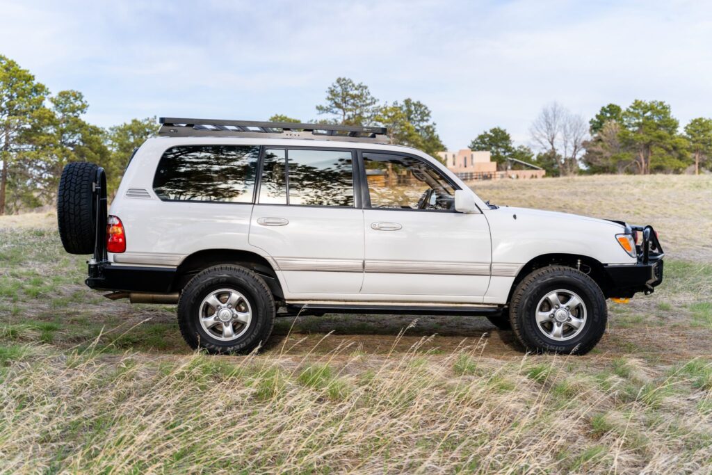 Cream Puff 2001 Land Cruiser Set to Fetch Big Bucks