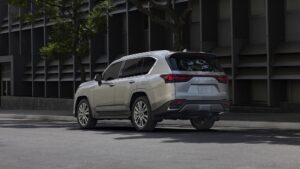 2022 Lexus LX 600